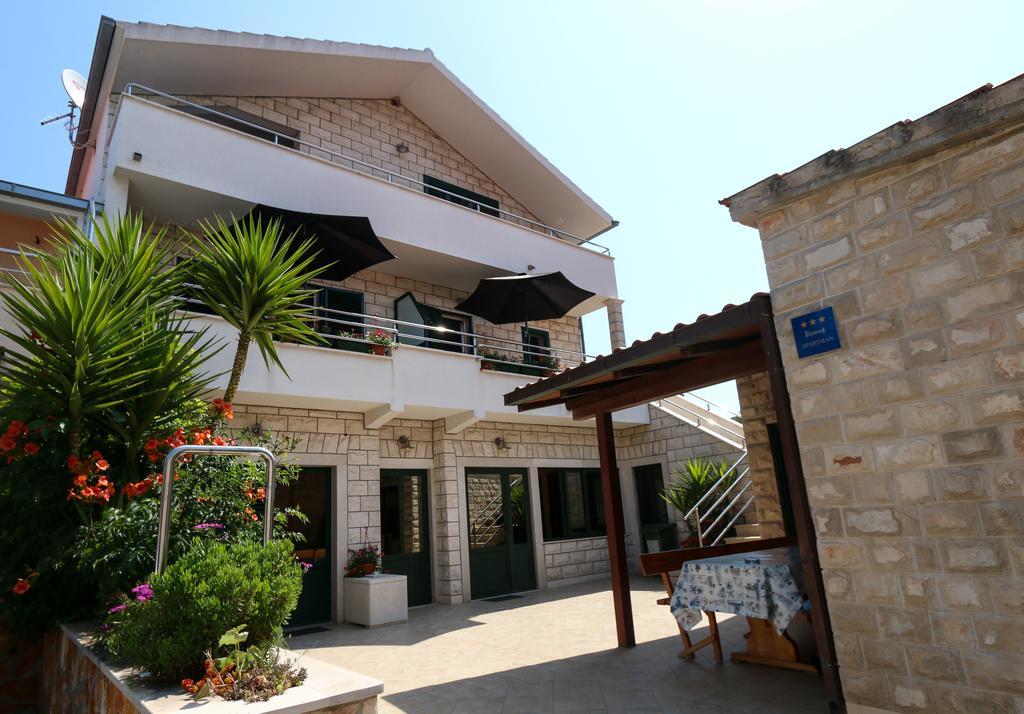 Apartments Jadranka Ловиште Экстерьер фото