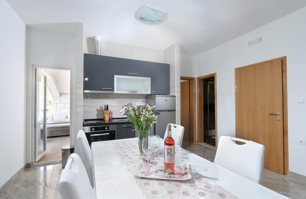 Apartments Jadranka Ловиште Экстерьер фото