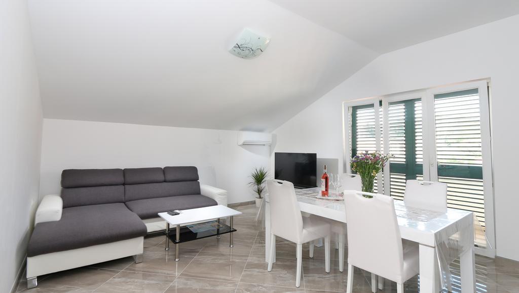 Apartments Jadranka Ловиште Экстерьер фото