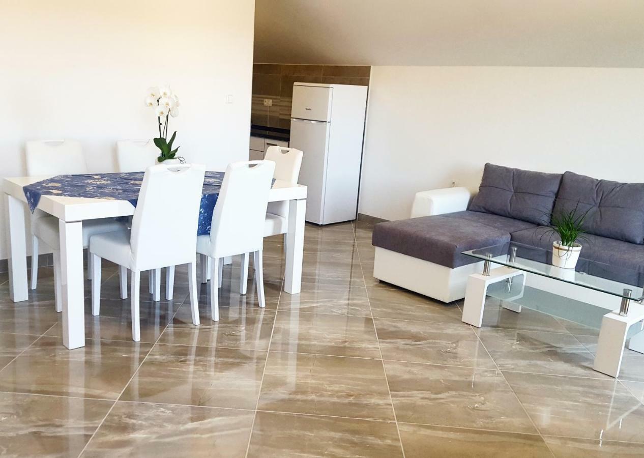 Apartments Jadranka Ловиште Экстерьер фото